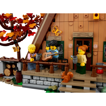 LEGO 21338 Ideas Chatka w kształcie litery A